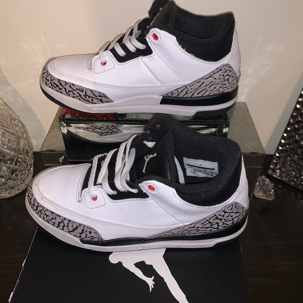 Jordan 3 Retro White Black Wolf Grey Infrared 23